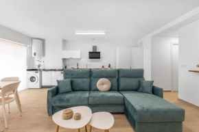 Serene Urban Retreat with AC and Wifi